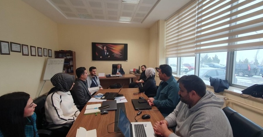 Kaeü Sağlık Ve Jeotermal İhtisaslaşma Projeleri  2026 Yılı Bkys Veri Girişleri, Üniversite Kalite Koordinatörlüğü Toplantı Salonunda, Rektör Yardımcısı Prof. Dr. Hüseyin Şimşek’İn Katılımıyla Gerçekleştirildi.