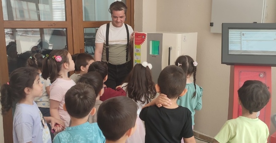 Merkez Kütüphanemizde Kırşehir Deha Montessori Kreş Ve Anaokulu Öğrencilerini Ağırladık.