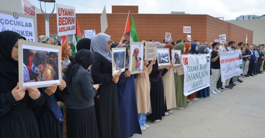 Filistin'in Yanında Olmaya Devam Edeceğiz