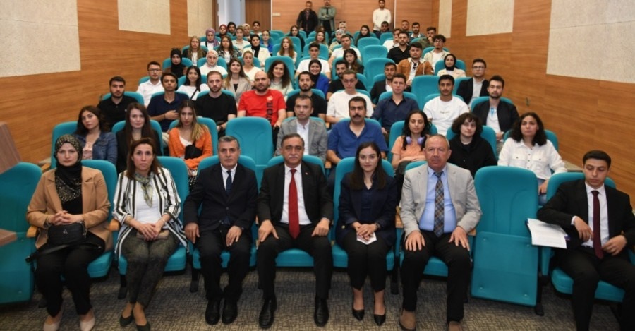 Rektör-Öğrenci Kalite Elçileri Temsilcileri Buluşma Etkinliği Yapıldı