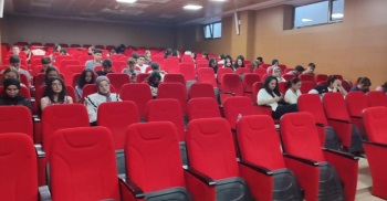 Oryantasyon Haftası Kapsamında Tıp Fakültesinde Öğrencilere  Üniversitemizin Iso 50001 Enerji Yönetim Sistemi Hakkında Sunum Yapıldı
