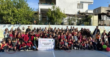 Üniversitemiz Sağlık Hizmetleri Öğrenci Topluluğundan Deprem Bölgesine Anlamlı Destek