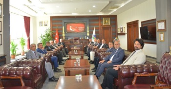 Ankara Ticaret Odası Heyeti Üniversitemizi Ziyaret Etmişlerdir.