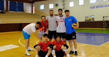 20-31 Mayıs 2024 Tarihleri Aralığında Voleybol Turnuvası Düzenlenmiştir.