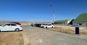 Üniversitemiz Öğrencileri İçin Düzenli Park Alanları Oluşturuldu