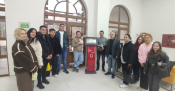 Sosyal Bilimler Meslek Yüksekokulu Otel, Lokanta Ve İkram Hizmetleri Bölüm Öğrencilerine Kütüphane Oryantasyon Eğitimi Verildi.