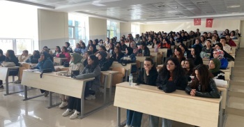 Sağlık Hizmetleri Meslek Yüksekokulu'nda Tübitak 2209 - A Öğrenci Proje Yönetimi Eğitimi