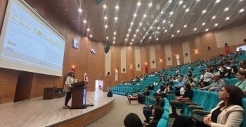 Kütüphane Tanıtımı Ve Basılı - Elektronik Kaynakların Kullanımı Eğitimi Verildi