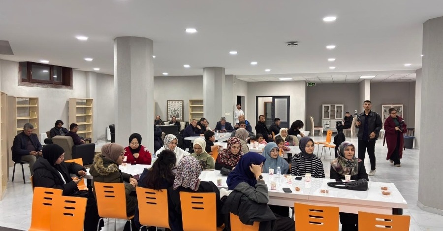 “Gençler İmandan Soruyor”