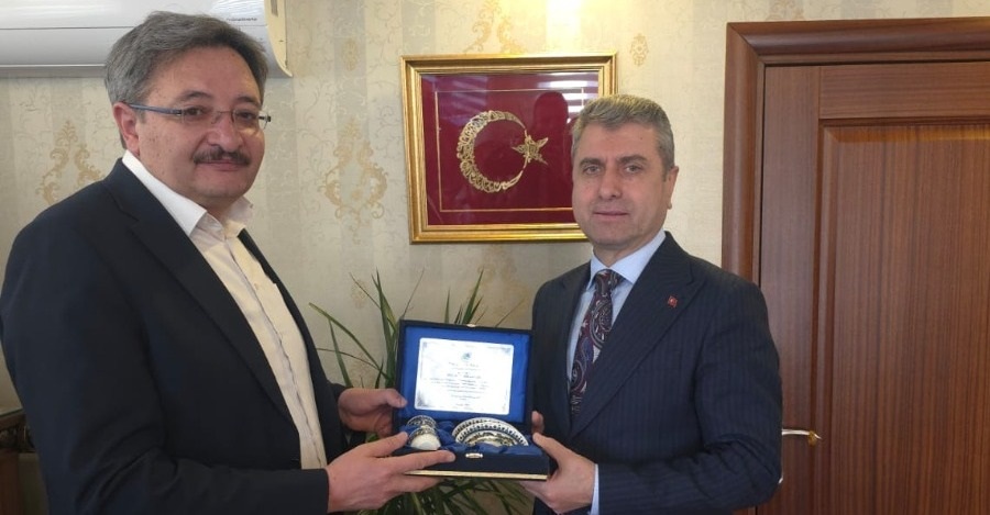 Genel Sekreterimiz  Dr. Öğr. Üyesi Hüseyin İlter Tuhis Genel Sekreteri Dr. Mehmet Baş'ı Makamında Ziyaret Etmiştir.