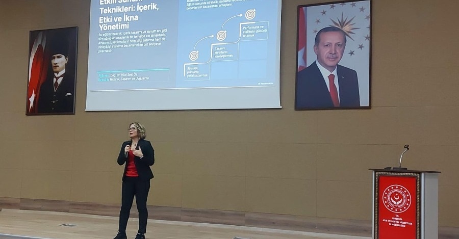 Aile Ve Sosyal Hizmetler İl Müdürlüğünde Etkili Sunum Becerileri Eğitimi Gerçekleştirildi