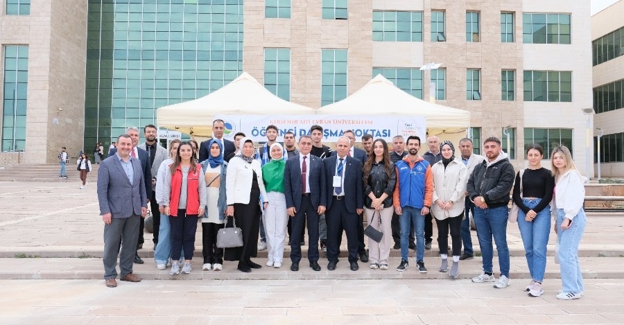 Kırşehir Ahi Evran Üniversitesi Öğrenci Danışma Noktası Ziyareti