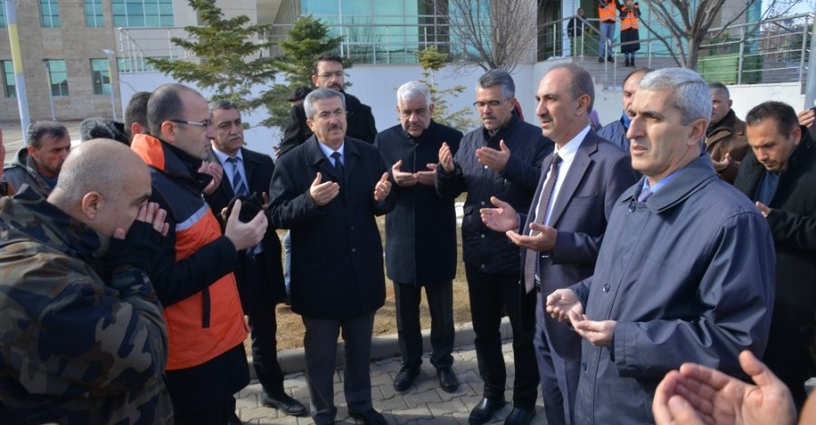 Başkanlığımız Deprem Bölgesine İlk Destek Ekibini Gönderdi