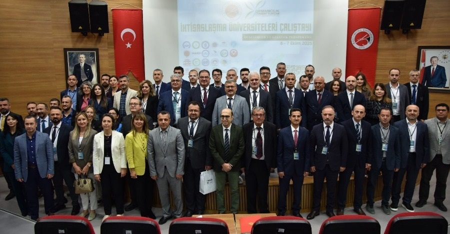 Pilot Tarım Koordinatörü Prof. Dr. Rüştü Hatipoğlu, Kastamonu’Da Düzenlenen “İhtisaslaşma Üniversiteleri Çalıştayı: Deneyimler Ve Gelecek Perspektifi” Başlıklı Programa Katılım Sağlamıştır.