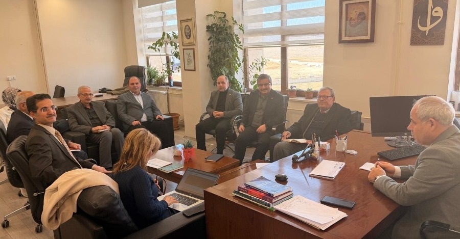 Bölgesel Kalkınma Odaklı İhtisaslaşma Sağlık Jeotermal İle Tarım Jeotermal İhtisaslaşma Projelerinin Yürütme Kurulu Projeleri Görüşmek Üzere Toplantı Yaptı.