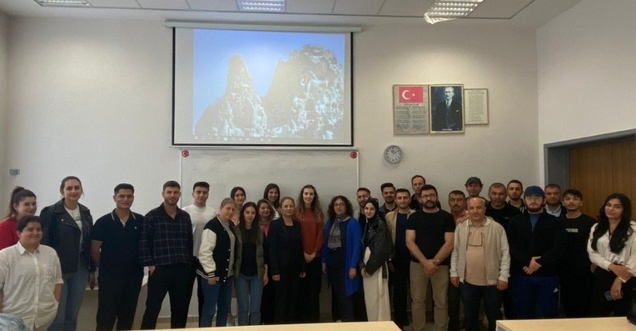 Sıfır Atık Komisyon Üyeleri, Farkındalık Seminerleri Gerçekleştirmeye Devam Ediyor.