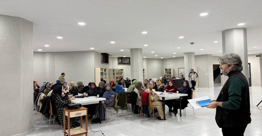 Sezai Karakoç Anıldı