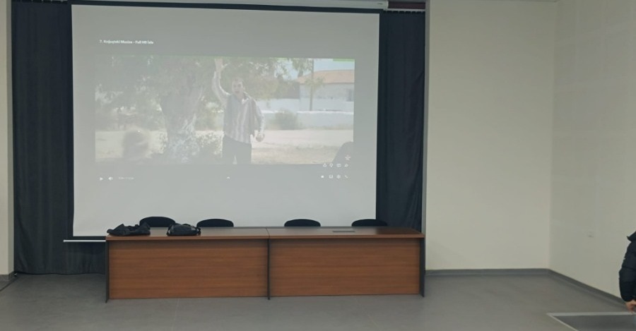 Ekonomi Ve Yönetim Öğrenci Topluluğunun Düzenlemiş Olduğu Film Etkinliğine Ev Sahipliği Yaptık.