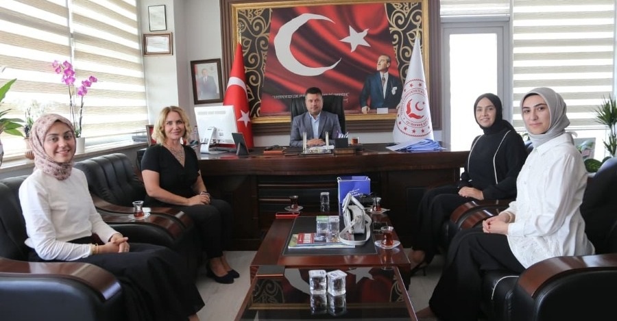 Kırşehir Tazelenme Üniversitesinden Aile Ve Sosyal Hizmetler İl Müdürüne Hayırlı Olsun Ziyareti