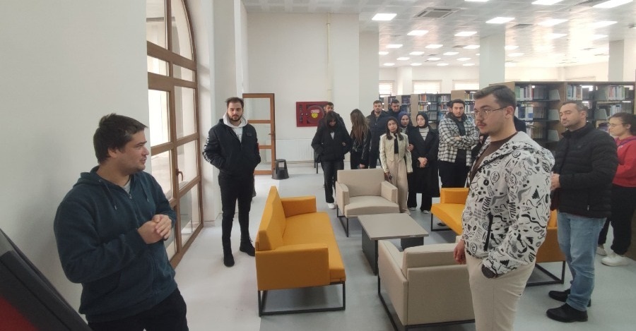 Fen Edebiyat Fakültesi Matematik Bölümü Öğrencilerine Oryantasyon Eğitimi Verildi.