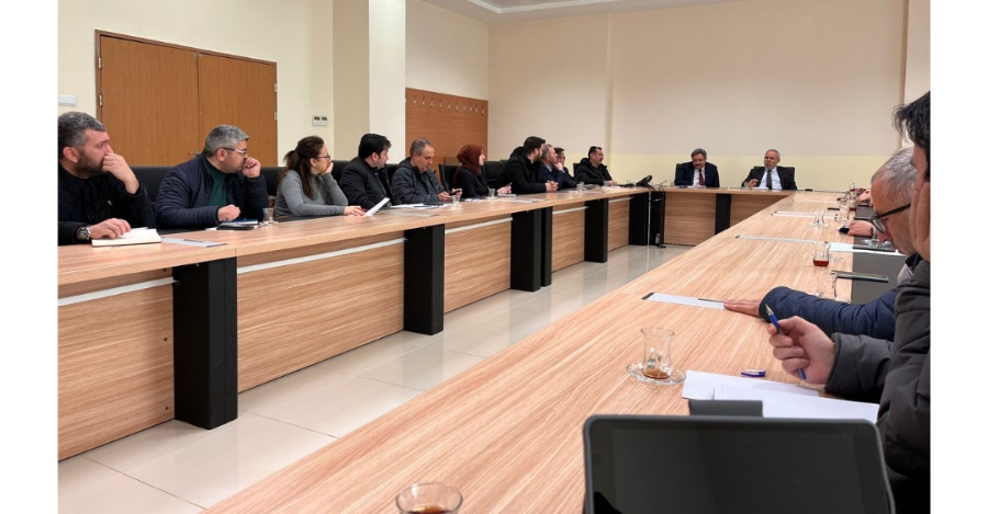 Üniversitemiz Araştırma Ve Öğrenci Laboratuvarları Konulu Toplantı