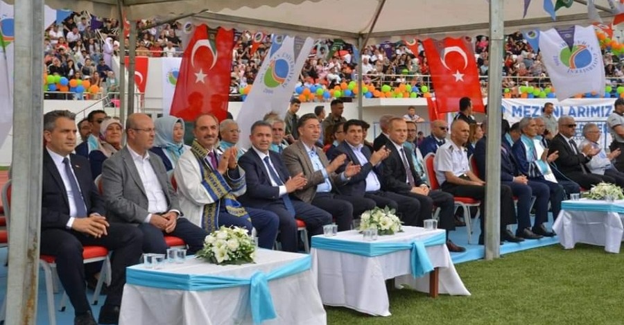 Sağlık Kültür Ve Spor Daire Başkanlığının Organize Ettiği 2021-2022 Yılı Mezuniyet Töreni Başarılı Bir Şekilde Düzenlendi