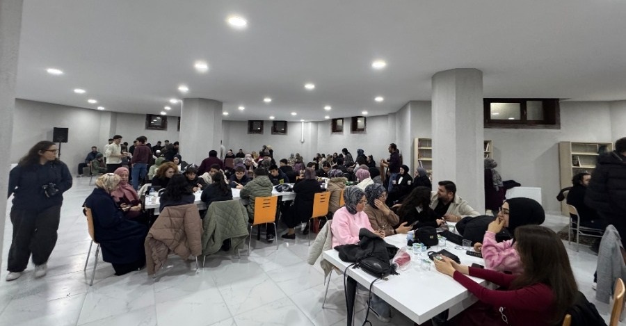 Gençlik Merkezinde Ramazan Coşkusu: Çiğ Köfte Yarışması