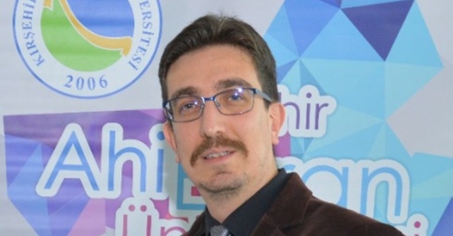 Akademisyenimizden Başarı