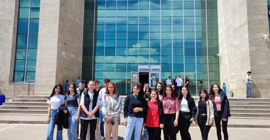 Bhim Akçakent Anadolu Lisesi Öğrencilerine Üniversitemizi Tanıttı