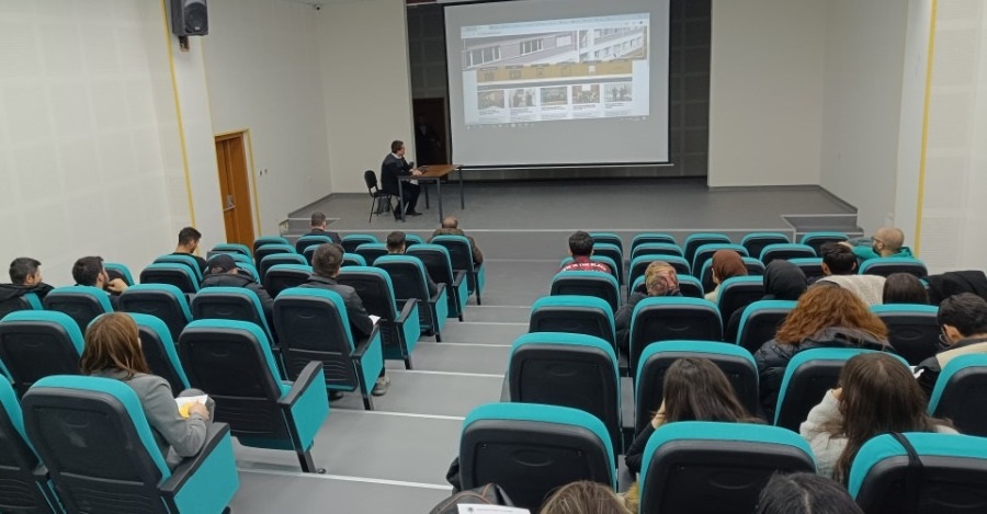 Kütüphanemizde Tarih Bölümü Öğrencilerine Oryantasyon Eğitimi Verildi