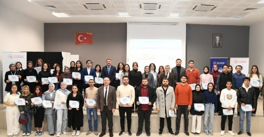 Ünides Gençler İçin Kalite Okulu Projesi” Sertifika Töreni Düzenlendi