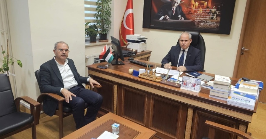 Organize Sanayi Bölgesi Yönetim Kurulu Başkanı Sayın Süleyman Eraslan Tarafından, Arge Den Sorumlu Rektör Yardımcımız Prof. Dr. Ali Güneş'e Ziyaret