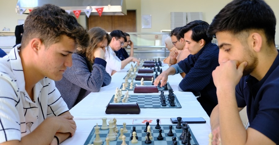Üniversitemizde Spor Müsabakaları Kapsamında 29 Mayıs 2024 Tarihinde Satranç Turnuvası Düzenlenmiştir.
