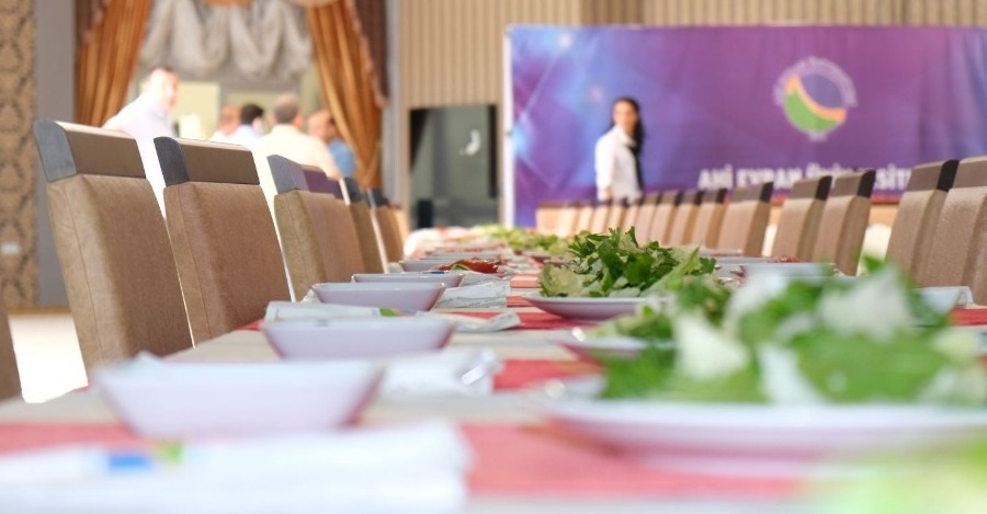 Lise Müdürleri Ve Psikolojik Danışmanlık Rehberlik Öğretmenleri İçin Kahvaltı Düzenlendi.