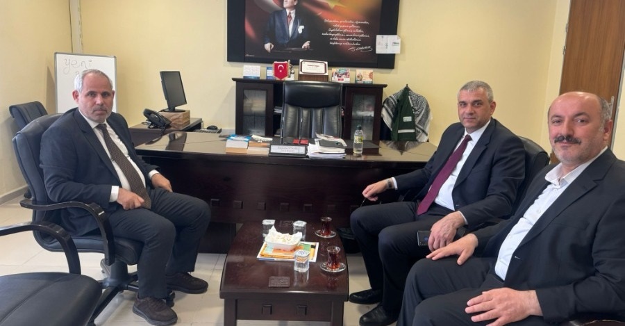 Rektör Yardımcısı Ve Tıp Fakültesi Dekanı Prof. Dr. Ali Güneş, Öğrenci İşleri Daire Başkanlığını Ziyaret Etti