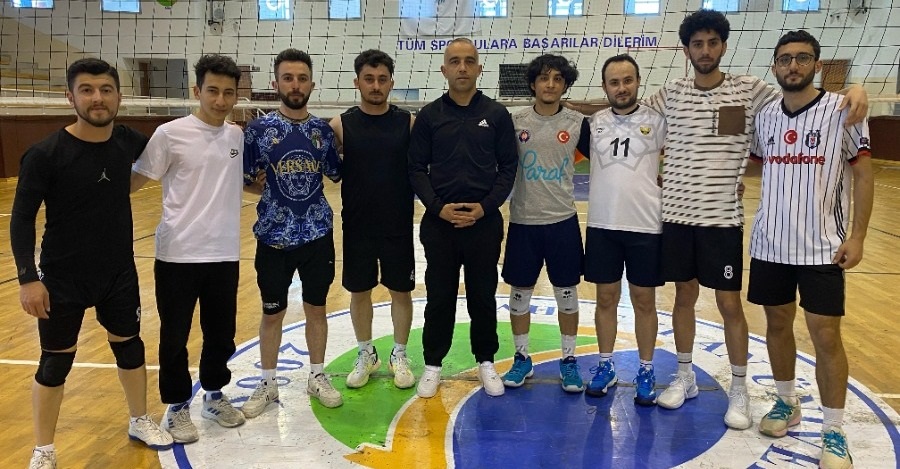 Voleybol Turnuvasının Şampiyonu Belli Oldu