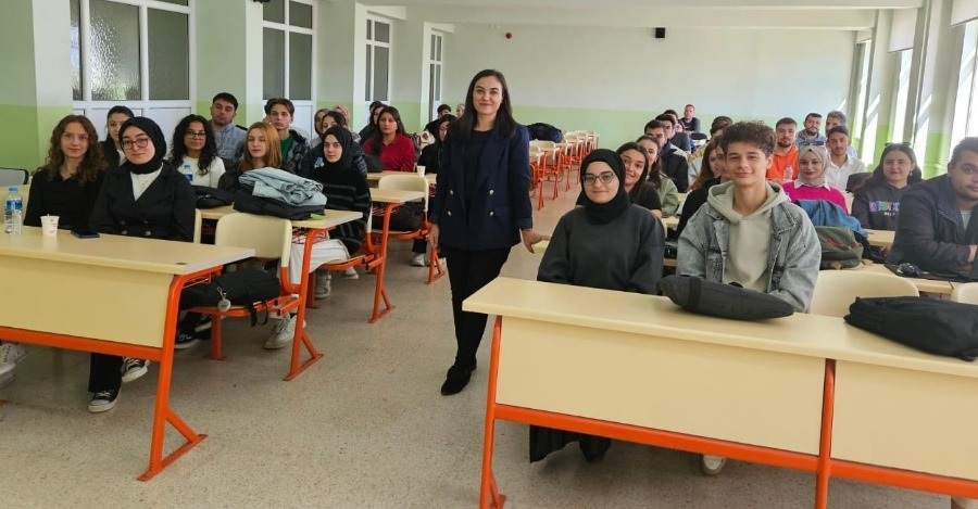 Öğrenci Kalite Elçileri Kaman Uygulamalı Bilimler Yüksekokulunda Buluştu